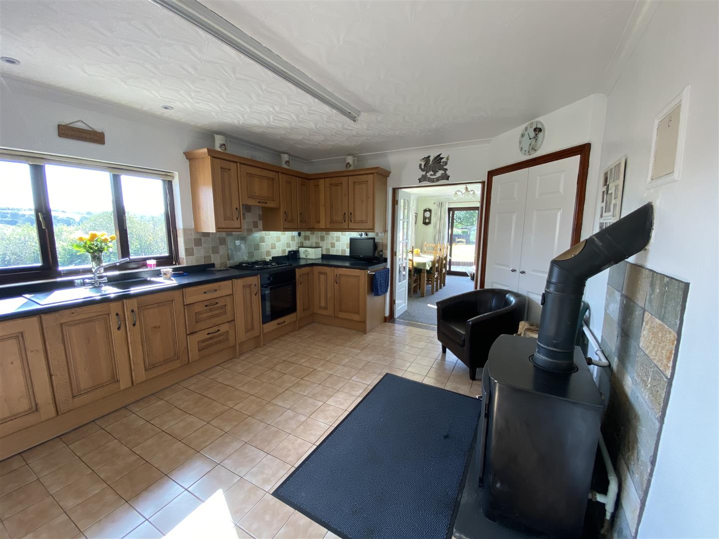 ANOTHER ROOM ASPECT
